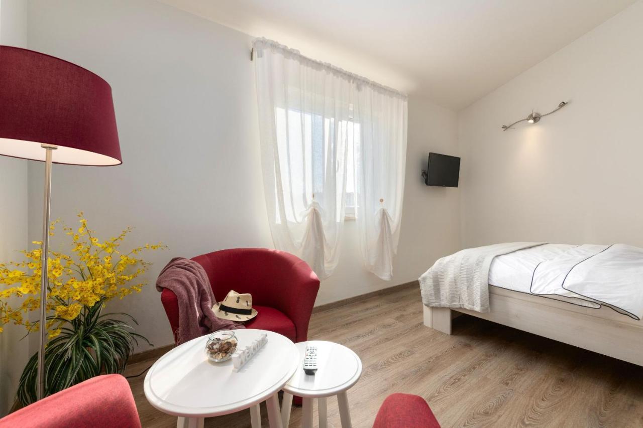 Rooms Karolina Фунтана Экстерьер фото